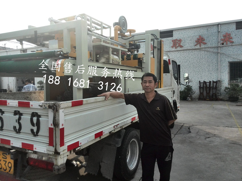 半自動(dòng)粘箱機(jī)運(yùn)輸中，裝機(jī)師傅全程陪護(hù)